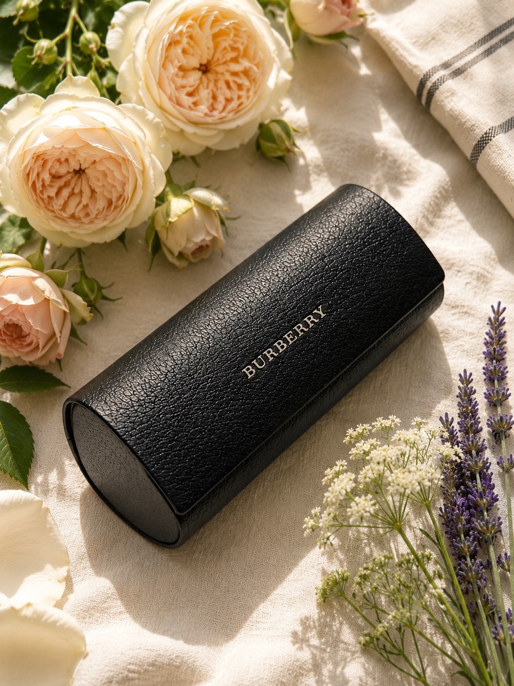 Burberry Black Hard Glasses Case – Pebbled Leather Texture with Logo